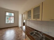 Pronájem bytu 2+kk, Praha - Nusle, Svatoslavova, 43 m2