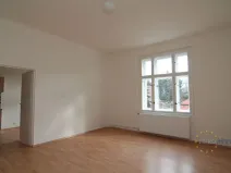 Pronájem bytu 2+kk, Praha - Nusle, Svatoslavova, 43 m2
