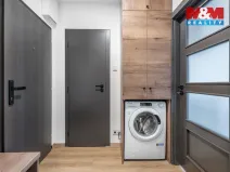 Pronájem bytu 2+kk, Liberec - Liberec VI-Rochlice, Dobiášova, 42 m2