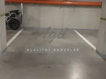 Pronájem garážového stání, Slavkov u Brna, 15 m2