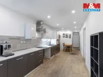 Prodej rodinného domu, Paskov, Komenského nábřeží, 215 m2