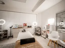 Pronájem obchodního prostoru, Praha - Karlín, Křižíkova, 20 m2