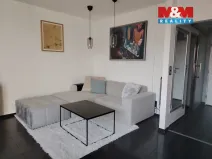 Pronájem bytu 2+kk, Praha, Na Maninách, 43 m2