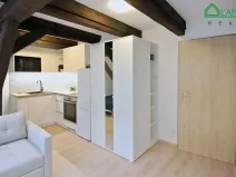 Pronájem bytu 1+kk, Brno, Francouzská, 28 m2