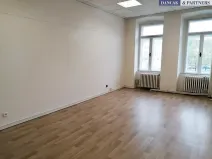 Pronájem kanceláře, Frýdek-Místek, Zámecké nám., 84 m2