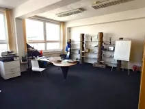Pronájem kanceláře, Lišov, Hůrecká, 235 m2