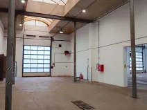 Pronájem výrobních prostor, Lišov, Hůrecká, 2357 m2
