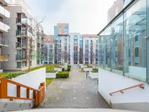 Pronájem garážového stání, Praha - Vinohrady, Korunní, 18 m2