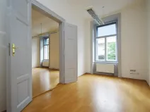 Pronájem kanceláře, Praha - Smíchov, Štefánikova, 70 m2