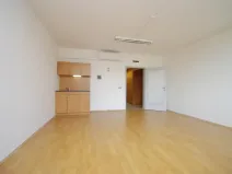 Pronájem kanceláře, Praha - Smíchov, Štefánikova, 63 m2