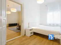 Pronájem bytu 2+kk, Praha - Nové Město, Pod Slovany, 58 m2
