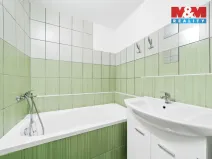 Prodej bytu 3+1, Klášterec nad Ohří - Miřetice u Klášterce nad Ohří, Luční, 71 m2