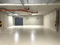 Pronájem garážového stání, Praha - Vysočany, Hindlova, 14 m2