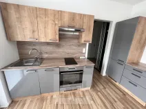 Pronájem bytu 1+kk, Praha - Libeň, Novovysočanská, 25 m2