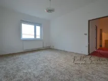 Prodej bytu 3+1, Chropyně, Hrad, 89 m2