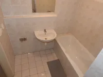 Pronájem bytu 1+kk, Praha - Záběhlice, Mattioliho, 28 m2