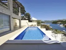 Prodej vily, Žrnovo, Chorvatsko, 240 m2