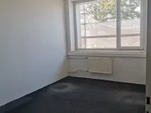 Pronájem kanceláře, Hradec Králové, Vážní, 99 m2