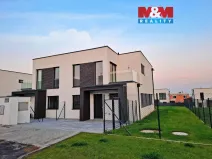 Pronájem rodinného domu, Praha - Březiněves, Poštolčí, 141 m2