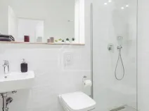 Pronájem bytu 2+kk, Praha, Pernerova, 65 m2