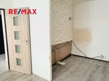 Pronájem bytu 2+kk, Praha - Střížkov, Roudnická, 43 m2