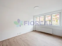 Pronájem bytu 1+kk, Praha - Vršovice, Bulharská, 22 m2
