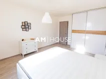 Pronájem bytu 2+kk, Praha - Vysočany, Strnadových, 62 m2