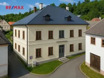 Prodej vícegeneračního domu, Úterý, 677 m2