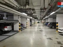Pronájem garážového stání, Praha - Holešovice, Poupětova, 12 m2