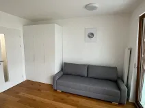 Prodej bytu 1+kk, Praha - Košíře, Naskové, 29 m2