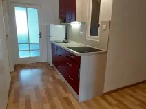 Pronájem bytu 1+1, Praha - Holešovice, Dělnická, 50 m2