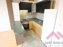 Pronájem bytu 1+kk, Jesenice, Mezi Domy, 36 m2