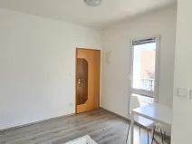 Pronájem bytu 1+kk, Zlín, Kvítková, 22 m2