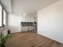 Pronájem bytu 1+kk, Hradec Králové, Průmyslová, 29 m2