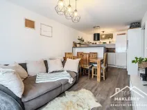 Prodej bytu 2+kk, Břežany II, 56 m2