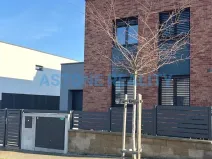 Pronájem rodinného domu, Praha - Ďáblice, Květnová, 172 m2