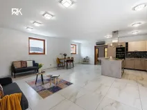 Prodej bytu 5+kk, Červené Pečky, Na Vyhlídce, 229 m2