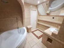 Pronájem bytu 3+1, Hradec Králové, Nerudova, 102 m2