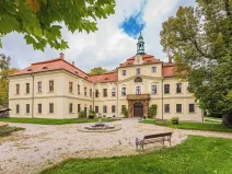 Pronájem komerční nemovitosti, Mirošov, náměstí Míru, 1364 m2