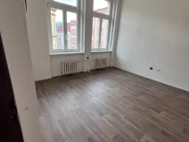 Pronájem bytu 1+1, Děčín, Mírové nám., 39 m2