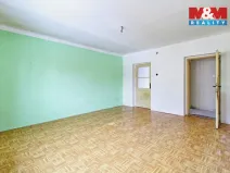 Prodej bytu 2+1, Ostrov, Myslbekova, 63 m2