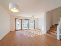 Prodej bytu 4+kk, Mořina, 106 m2