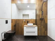 Prodej bytu 2+kk, Horní Planá, Náměstí, 47 m2