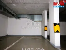 Prodej garážového stání, Praha, Poděbradská, 12 m2