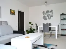 Prodej bytu 2+1, Cheb, V Zahradách, 56 m2