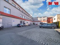 Pronájem kanceláře, Plzeň, Božkovské náměstí, 1021 m2