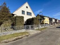 Prodej rodinného domu, Divišov, Zahradní, 150 m2