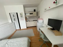 Pronájem bytu 1+kk, Pardubice, Trnovská, 24 m2