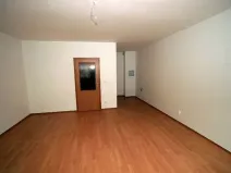 Pronájem bytu 1+kk, Praha - Holešovice, Poupětova, 35 m2