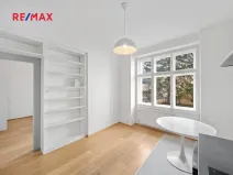 Prodej bytu 2+kk, Praha - Vršovice, Vršovické náměstí, 38 m2